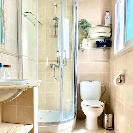 شقة Magnifico Atico 4 Hab Frente A La Playa Con Piscinas Parking Incluido Por Keywise فوينخيرولا