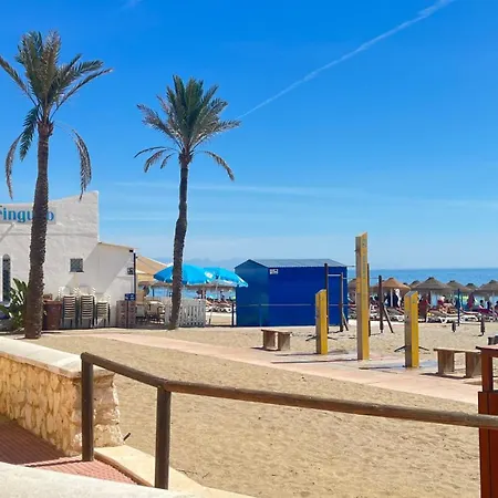 Magnifico Atico 4 Hab Frente A La Playa Con Piscinas Parking Incluido Por Keywise شقة فوينخيرولا